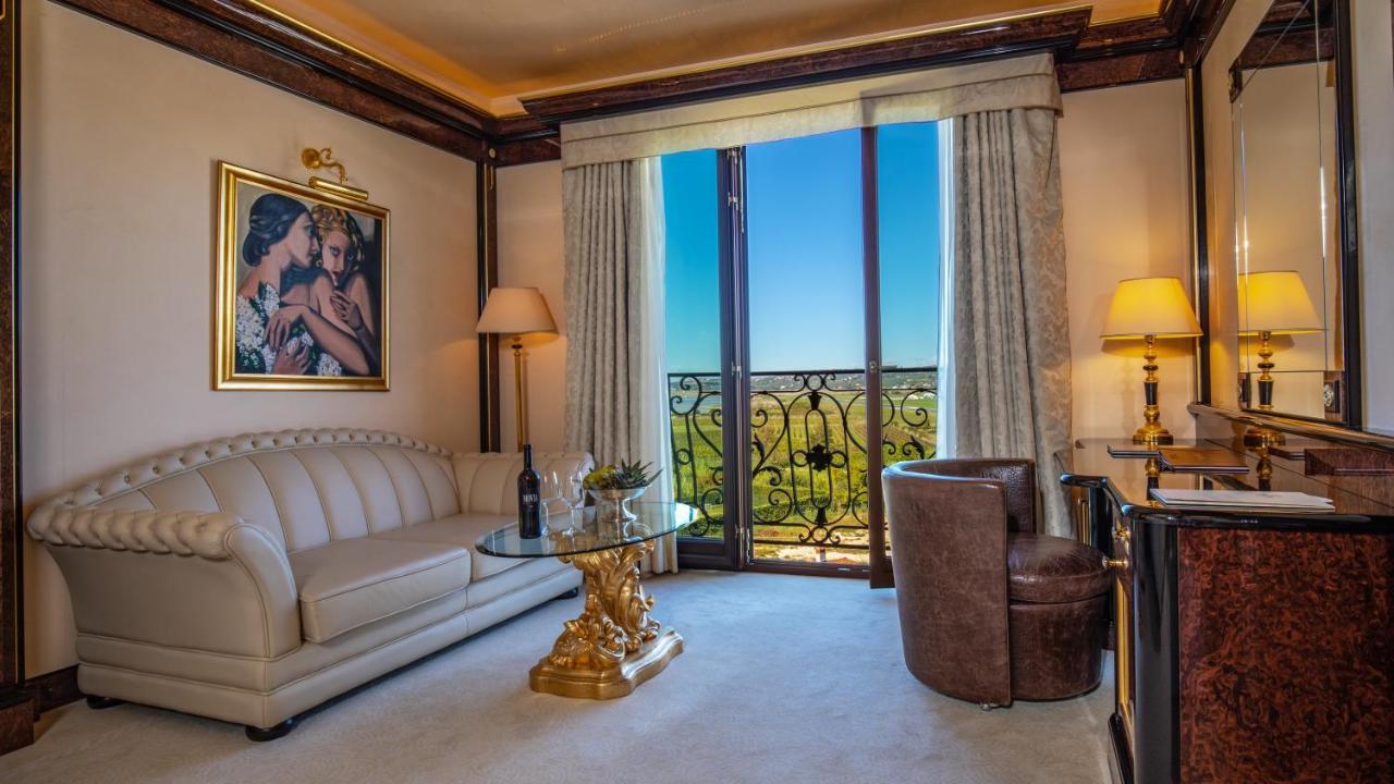 בוג'ה Mulino Luxury Boutique Hotel מראה חיצוני תמונה